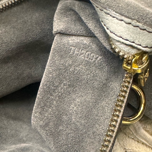 Louis Vuitton Mahina XL bag - Picture 12 of 12